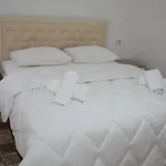 Qetesia Lejlighed *