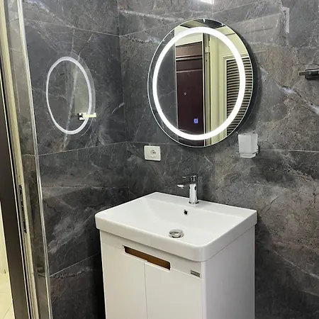 Qetesia * Corovode