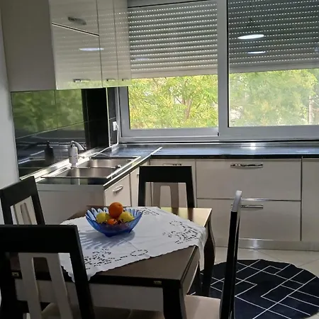 Qetesia Apartment Corovode