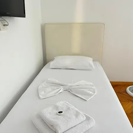 Apartament Qetesia