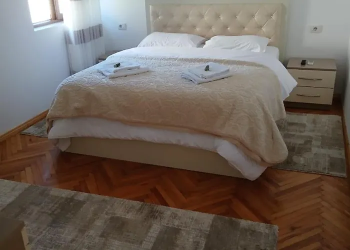 Qetesia Apartment Corovode